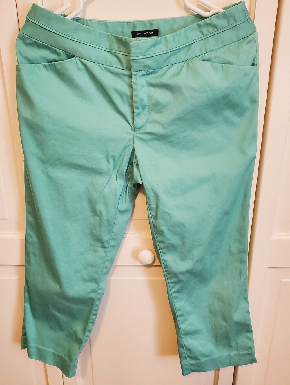 🏖Jones NY Mint Sateen Crops, Size 4